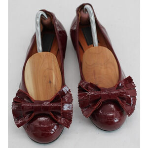 Womens Lanvin Large Bow Ballet Flat 39 / 9 Burgundy Patent Slip On Skimmer Shoes